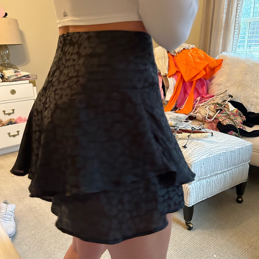 Fun black pattern leopard/cheetah skirt/skirt! Show my ur mumu